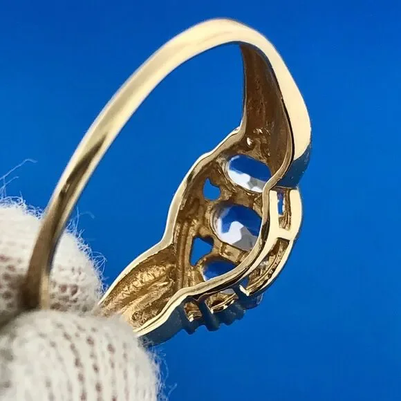 Gorgeous 14k Yellow Gold Oval Triple Tanzanite Diamond Twist Ring Size 9.75